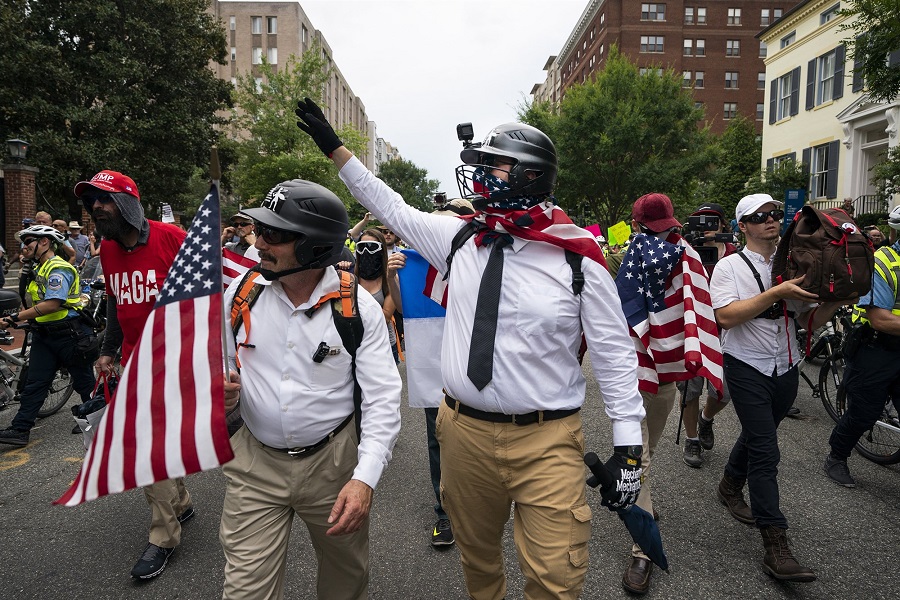 Nazis marching by Jim Lo Scalzo / EPA